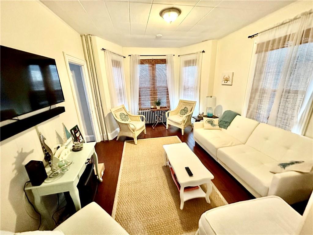 13 Brewer St, Newport, RI 02840 Room for Rent in Newport, RI