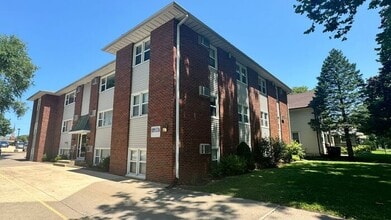 Building Photo - 614 E Jefferson St
