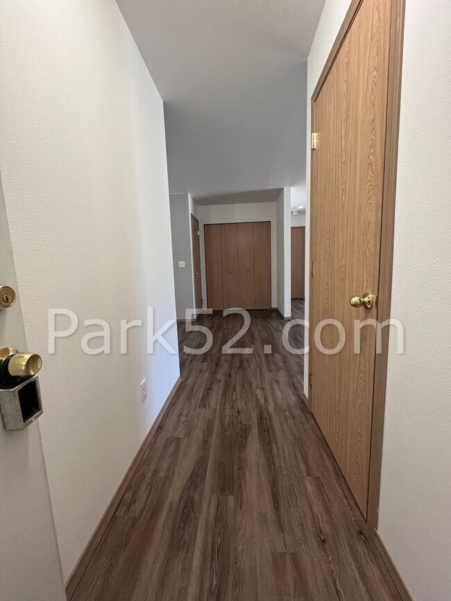 Foto del edificio - 2 Bedroom 2 Bathroom Upper Level Unit in Bonney Lake
