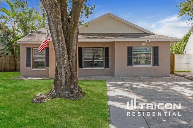 Building Photo - 12318 Cloverstone Dr
