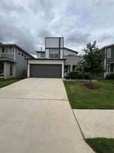 Building Photo - 8500 Cumbrae Ln