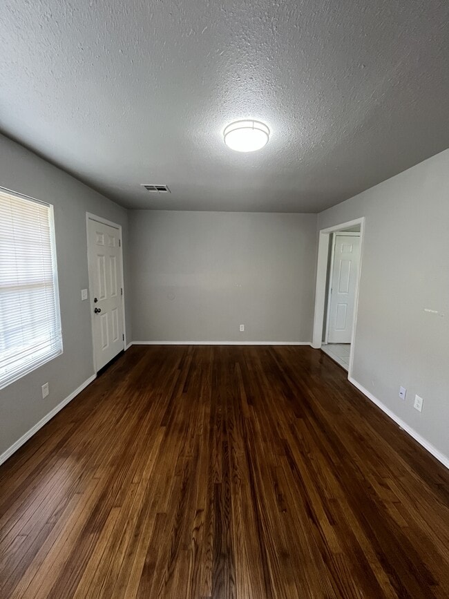 Photo - 6405 SE 15th St House