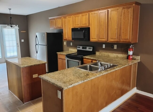 Foto del edificio - 2925 Hargrove E Rd