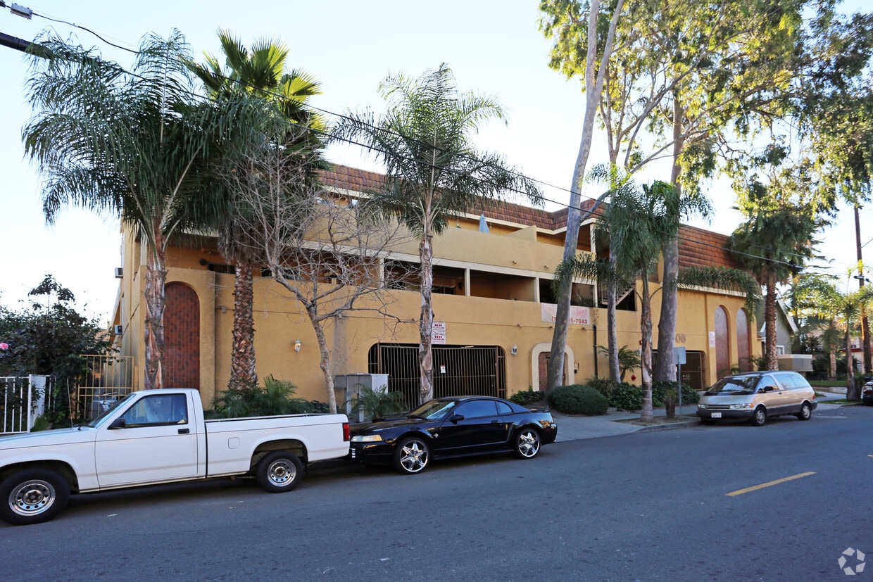 Primary Photo - 1805 N Spurgeon St