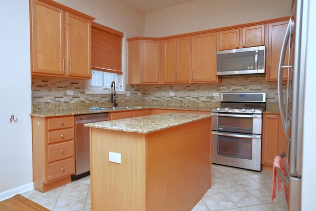 Foto del edificio - 6532 N California Ave