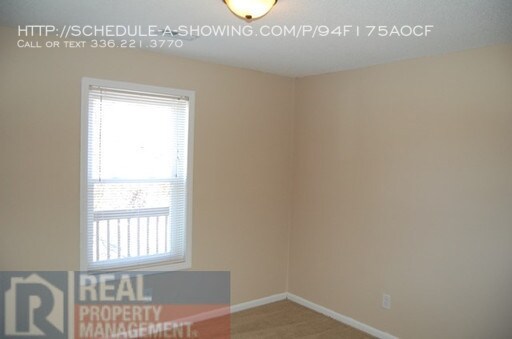 Foto del edificio - 2574 Green Oaks Ct