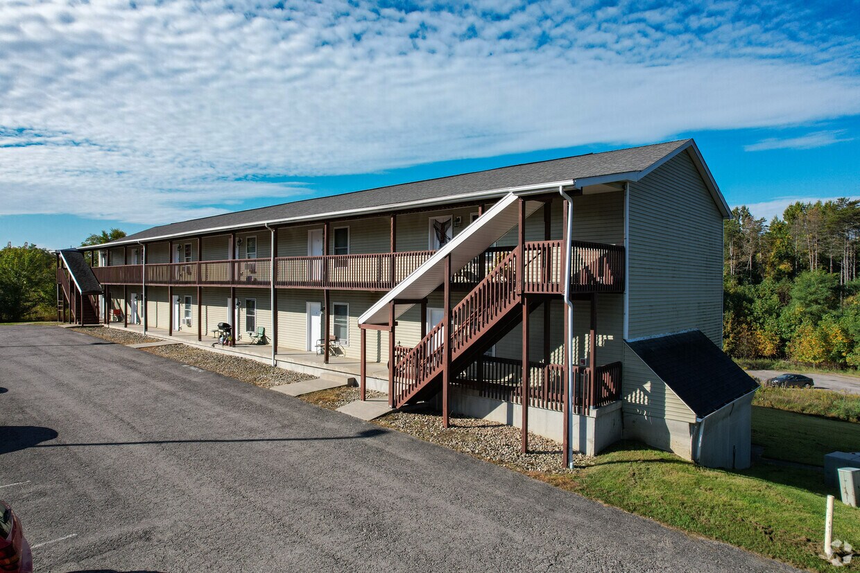 Foto del edificio - 321 Grove City Rd