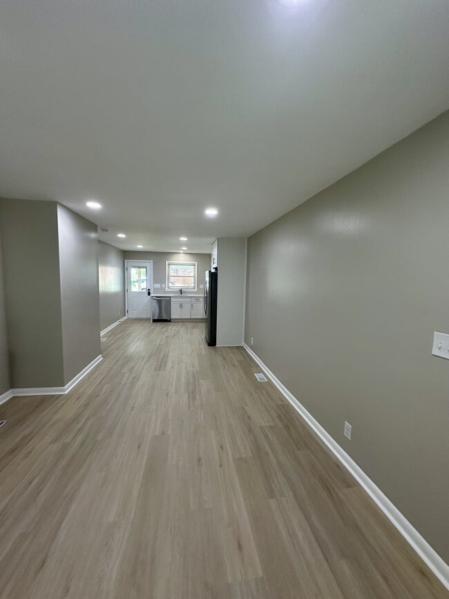 Building Photo - 1104 Toddington Dr