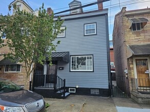 Building Photo - 1712 Mary St