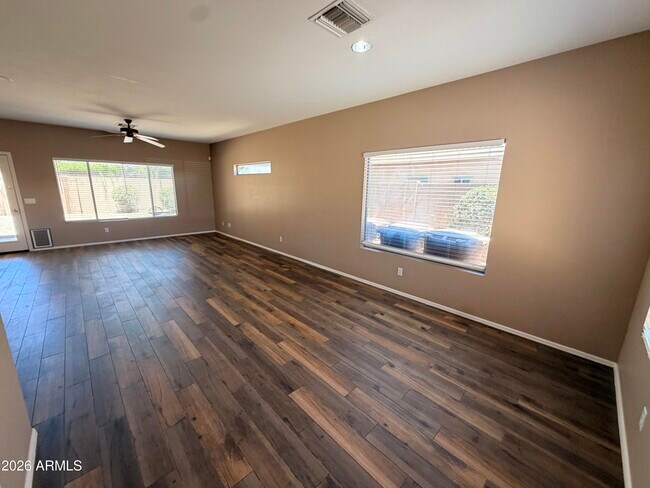Building Photo - 9450 W Quail Ave