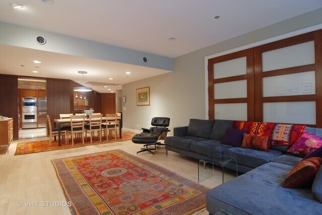 Foto del edificio - 680 N Lake Shore Dr
