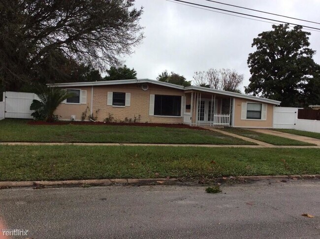 Building Photo - 3 br, 2 bath House - 3214 Red Oak Dr