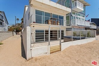 Building Photo - 6955 Trolleyway S
