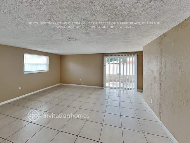 Foto del edificio - 11483 76th Ave N