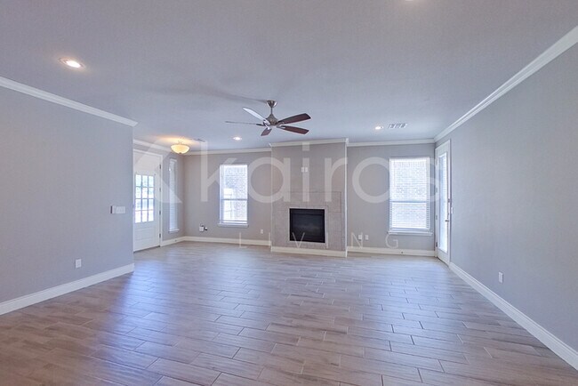 Foto del edificio - 7405 Nick St
