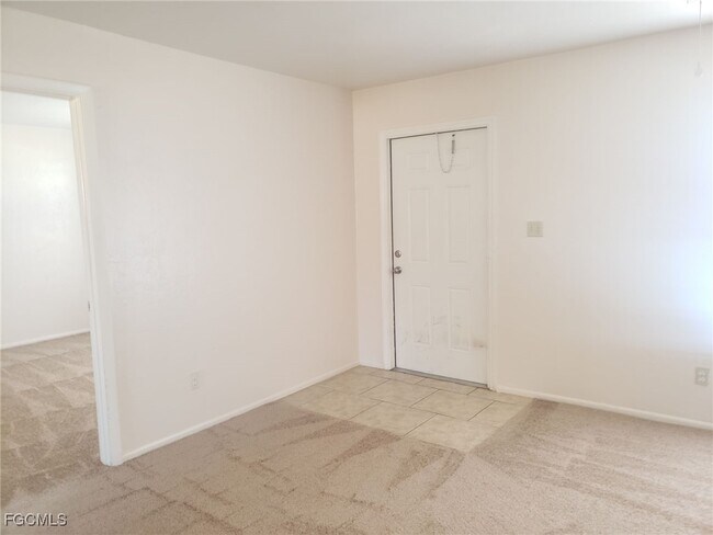 Foto del edificio - 622 SE 13th Ct