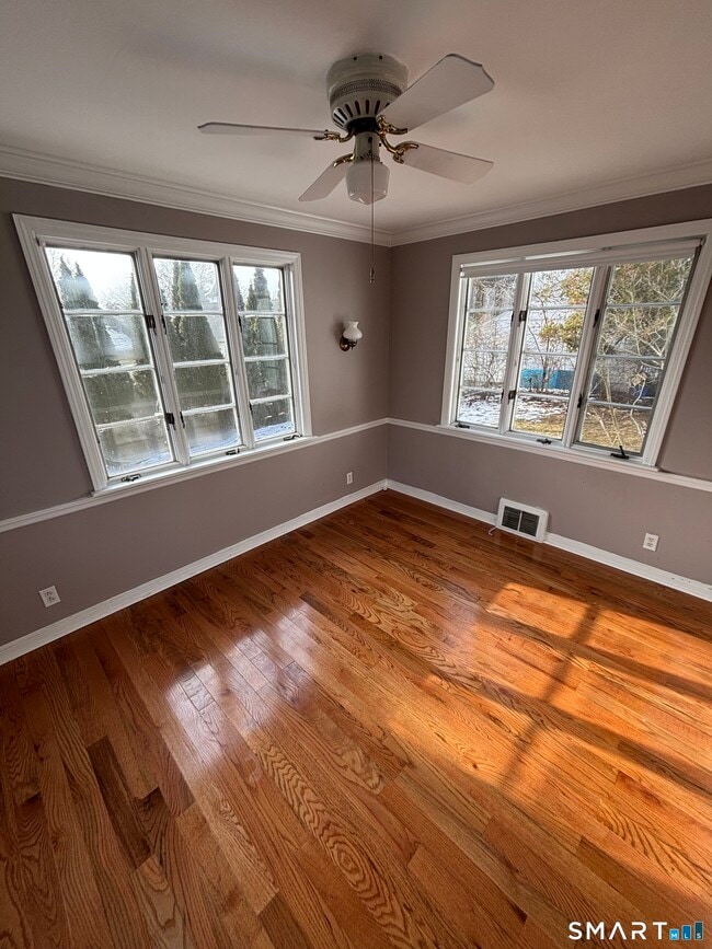 Building Photo - 9 S Pine Creek Ct