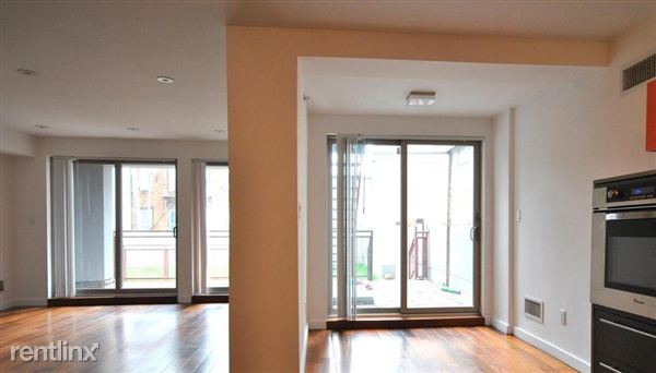 Building Photo - 75 Grand Ave