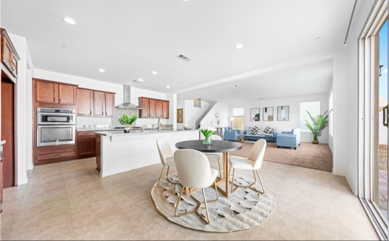 Foto principal - 4790 Preston St