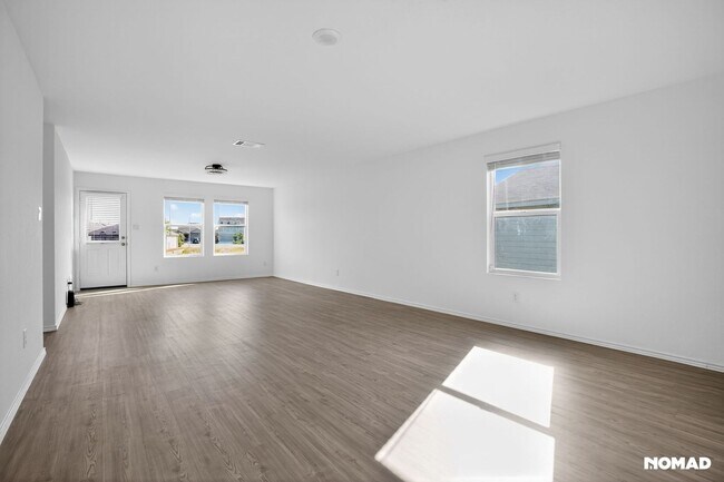 Foto del edificio - Spacious 4BR House in San Antonio