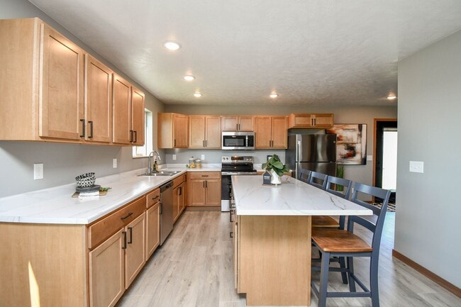 Building Photo - 3900 S Caballo Ct