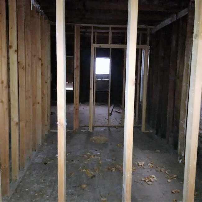 Interior Photo - 22 Lexington Ave