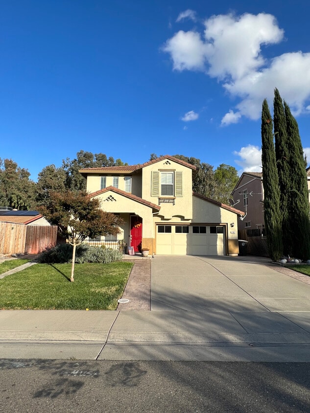 3501 Maddiewood Cir, Sacramento, CA 95827 House Rental in Sacramento
