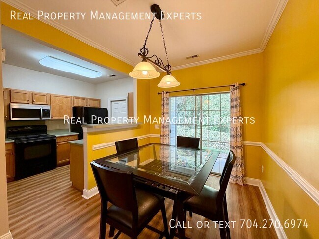 Foto del edificio - 2154 Sardony Ln
