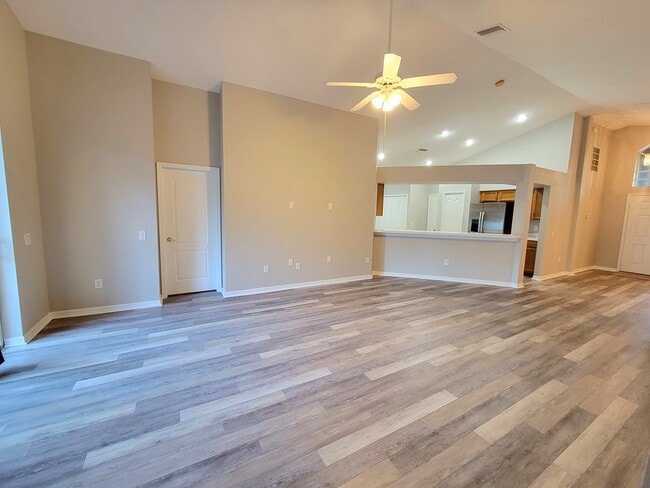 Building Photo - 6933 Waterbrook Ct
