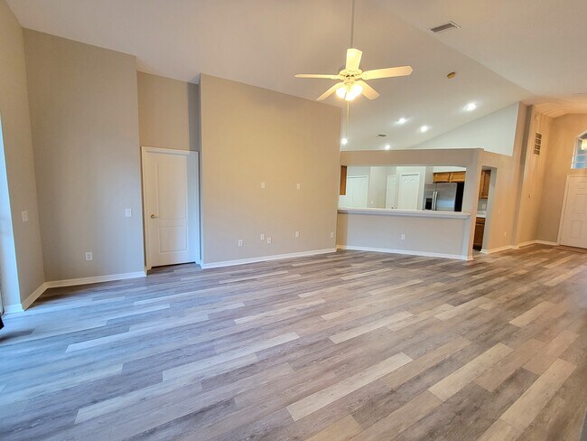 Foto del edificio - 6933 Waterbrook Ct