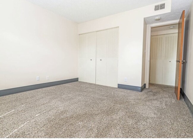 Building Photo - Woodside Village