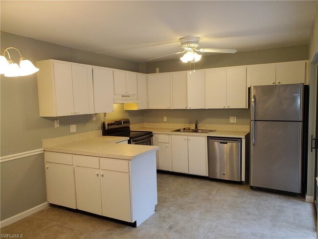 Building Photo - 5574 Malt Dr