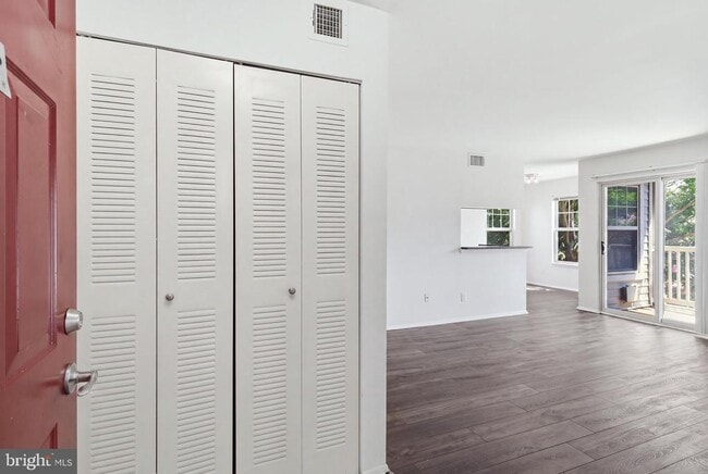 Building Photo - 1710 Abercromby Ct