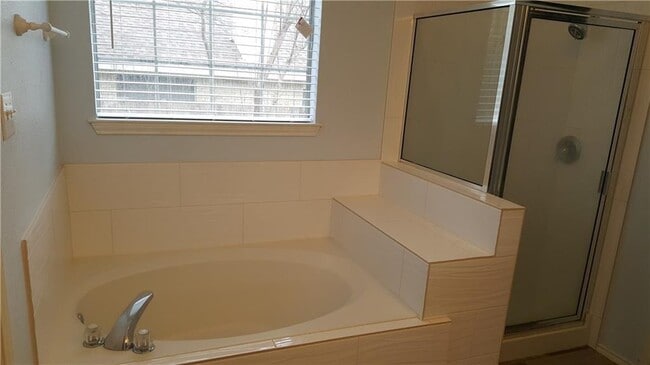 Building Photo - 11004 Amaranth Ln