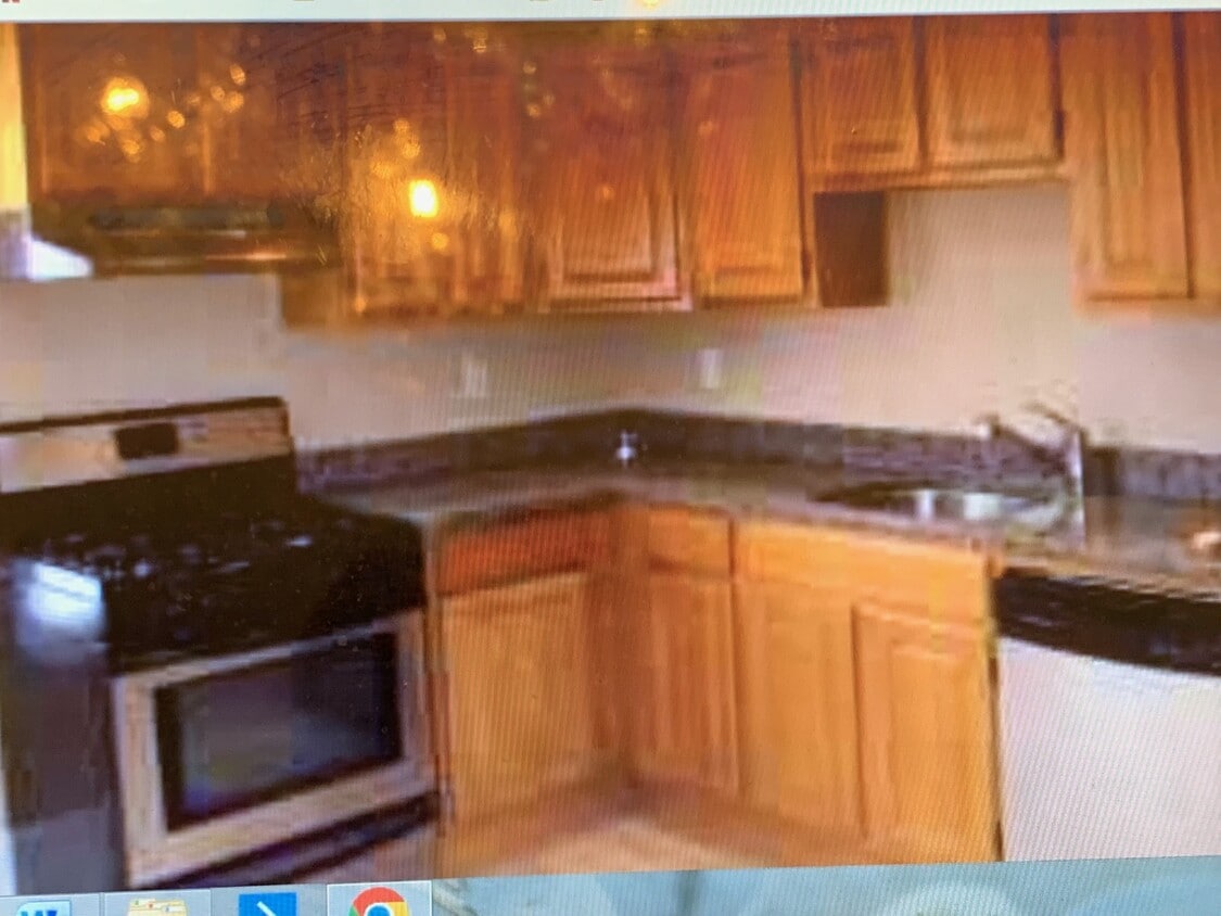 Primary Photo - 22 Fisher Ave