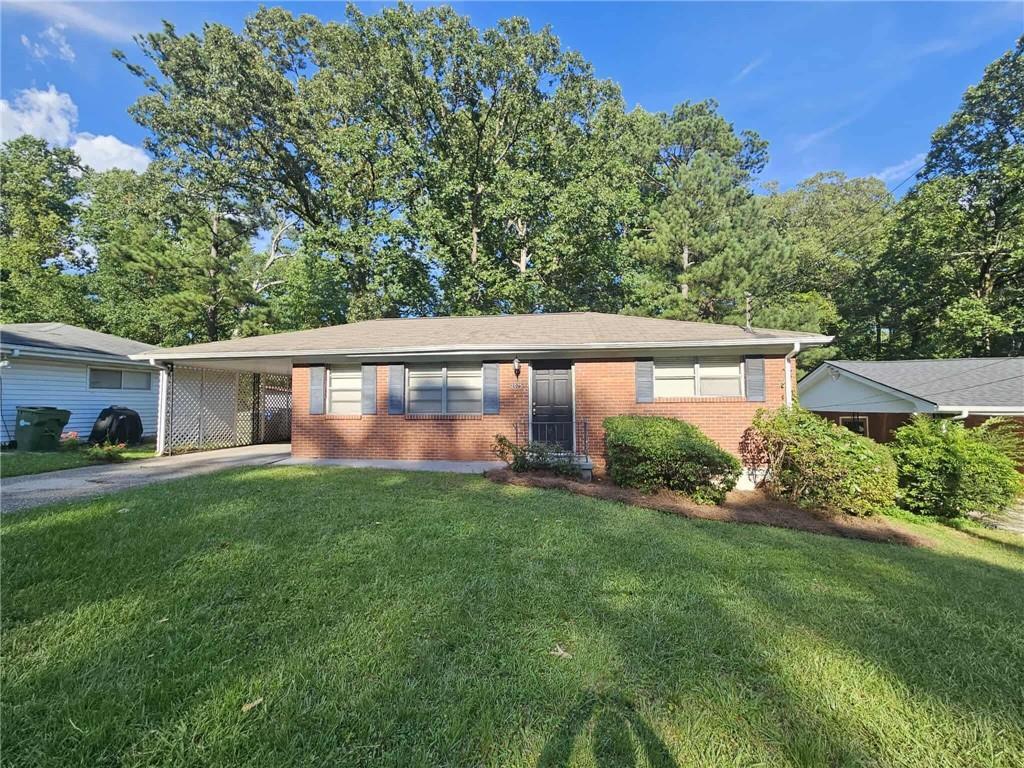 Foto principal - 2075 Claude St NW