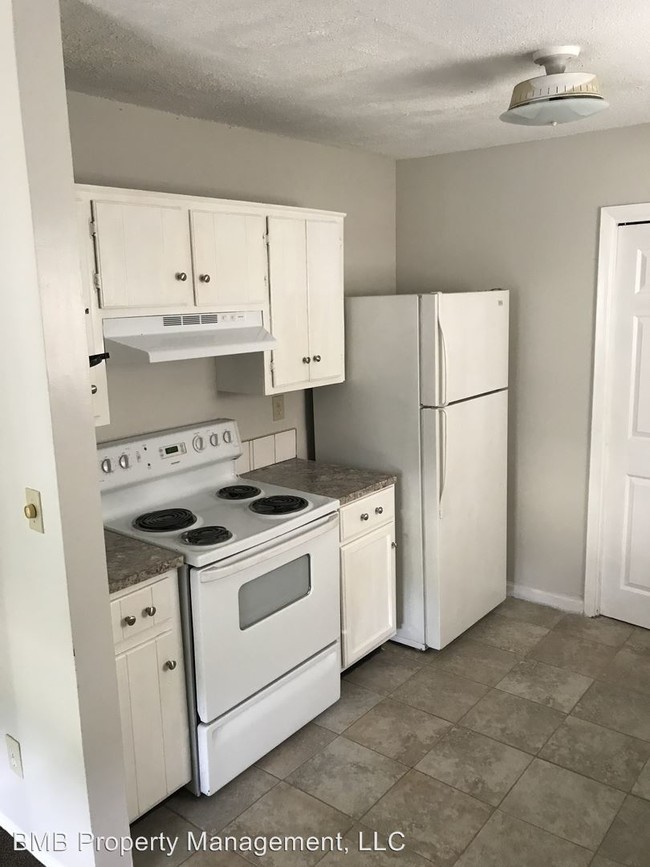 Foto del edificio - 3 br, 2 bath House - 705 North Pass Road