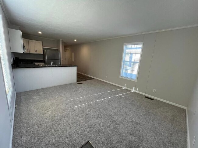 Foto del edificio - 1915 SW 12th St