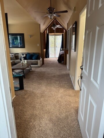 Puerta de entrada principal - 441 Temple Ln