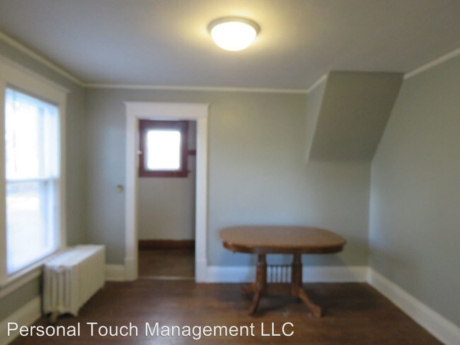 Foto del edificio - 728 8th St N