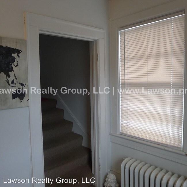 Foto del edificio - 2523 Rosalind Ave SW