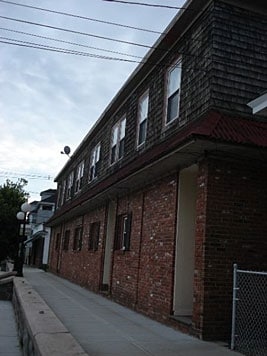 Building Photo - 153-155 Bradford St