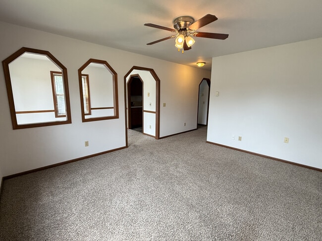 Foto del edificio - 639 Galena Ct