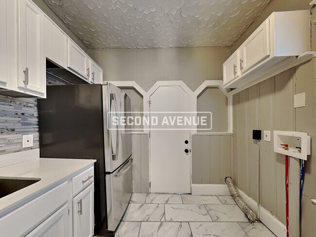 Building Photo - 2632 Cypress Ave