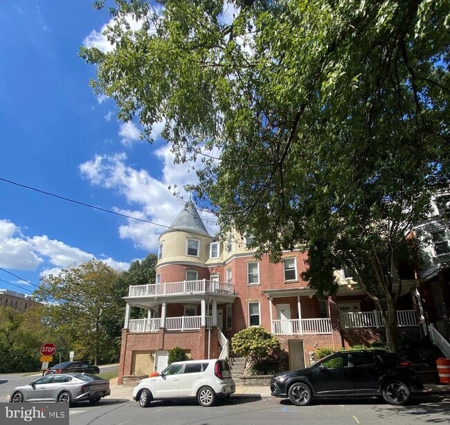 Foto del edificio - 1601 West St