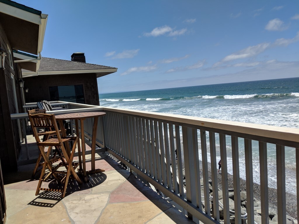Private Balcony - 1445 S Pacific St
