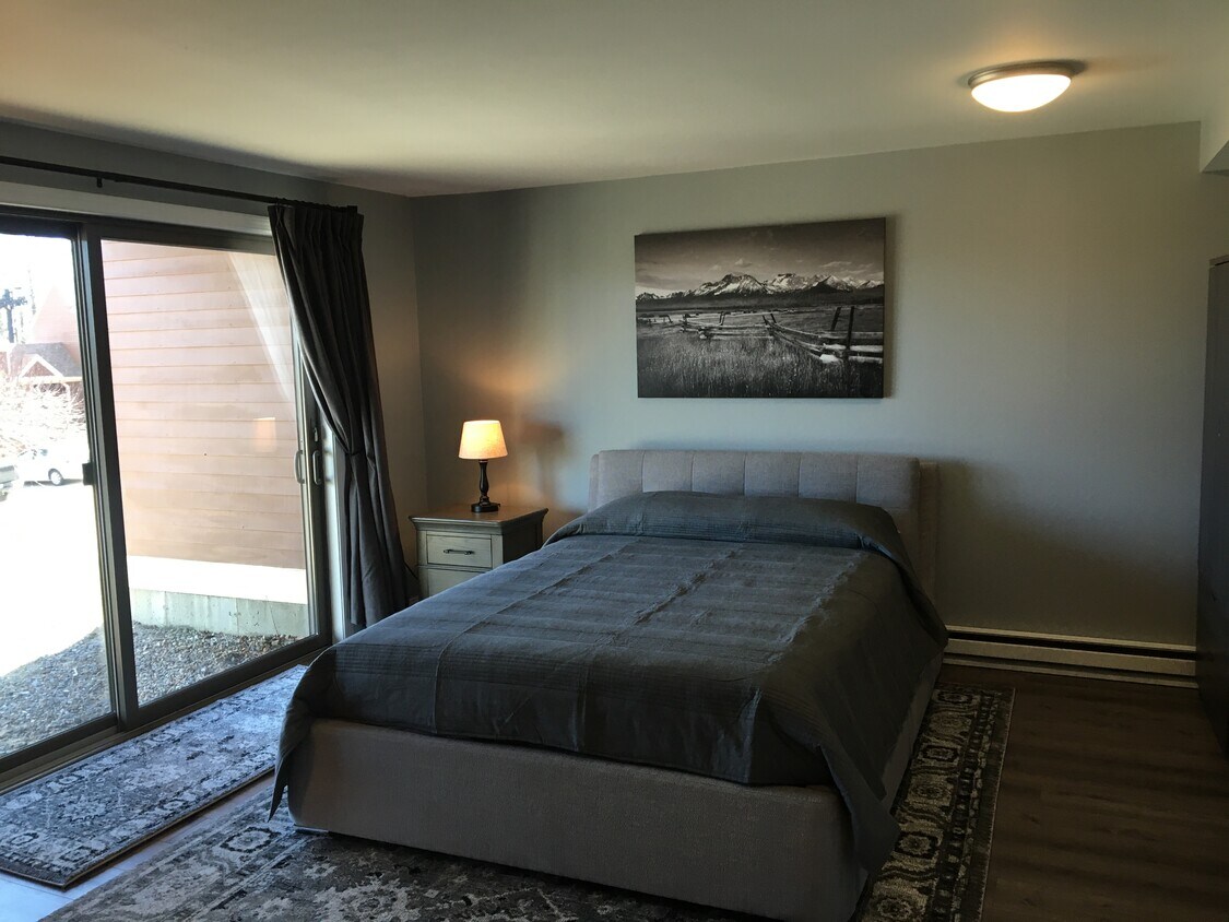 10 Onset Rd Unit 30B, Bennington, NH 03442 Condo for Rent in