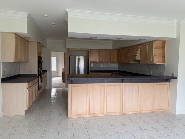 Kitchen - 18020 Edwards Ferry Rd