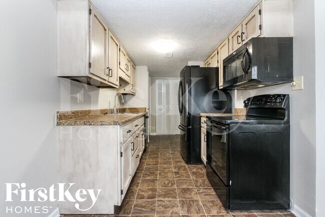 Building Photo - 7616 Gunyon Dr