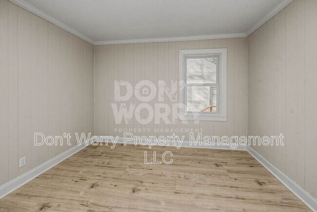 Building Photo - 1118 Duke St